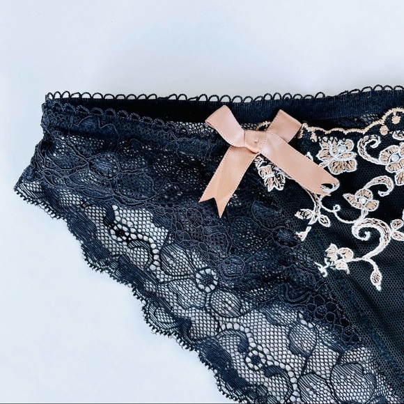 Embroidered Beaded Lace Panties - Picture 3 of 15
